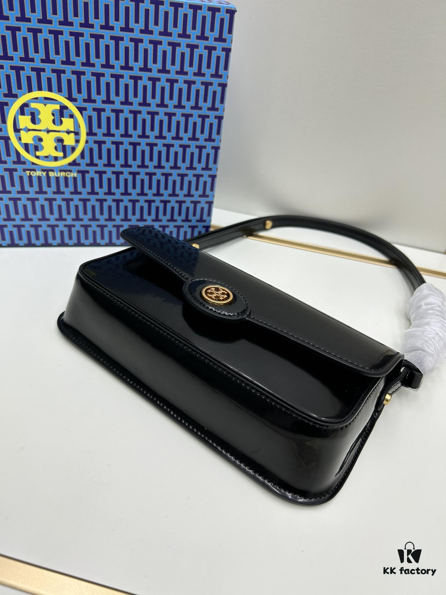 6930b23b6e68136f4d9ad905 Full Leather Series, New Arrival Attention to Detail: Tory Burch Robinson Rectangular Shoulder Bag