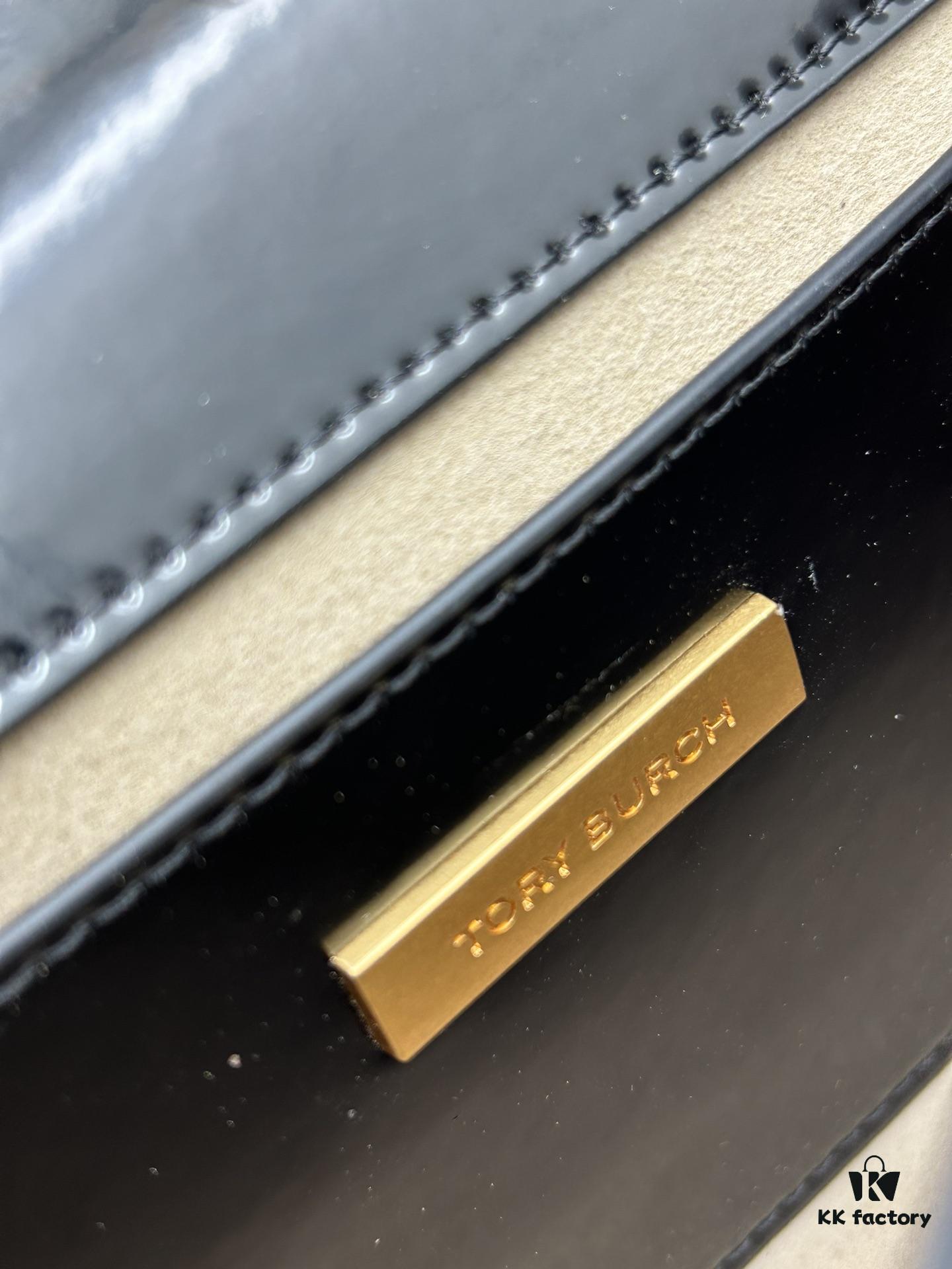 6930b23d6e68136f4d9ad909 Full Leather Series, New Arrival Attention to Detail: Tory Burch Robinson Rectangular Shoulder Bag