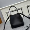 6930b2706e68136f4d9ad963 Tory Burch McGraw Hobo Small New Casual Bag