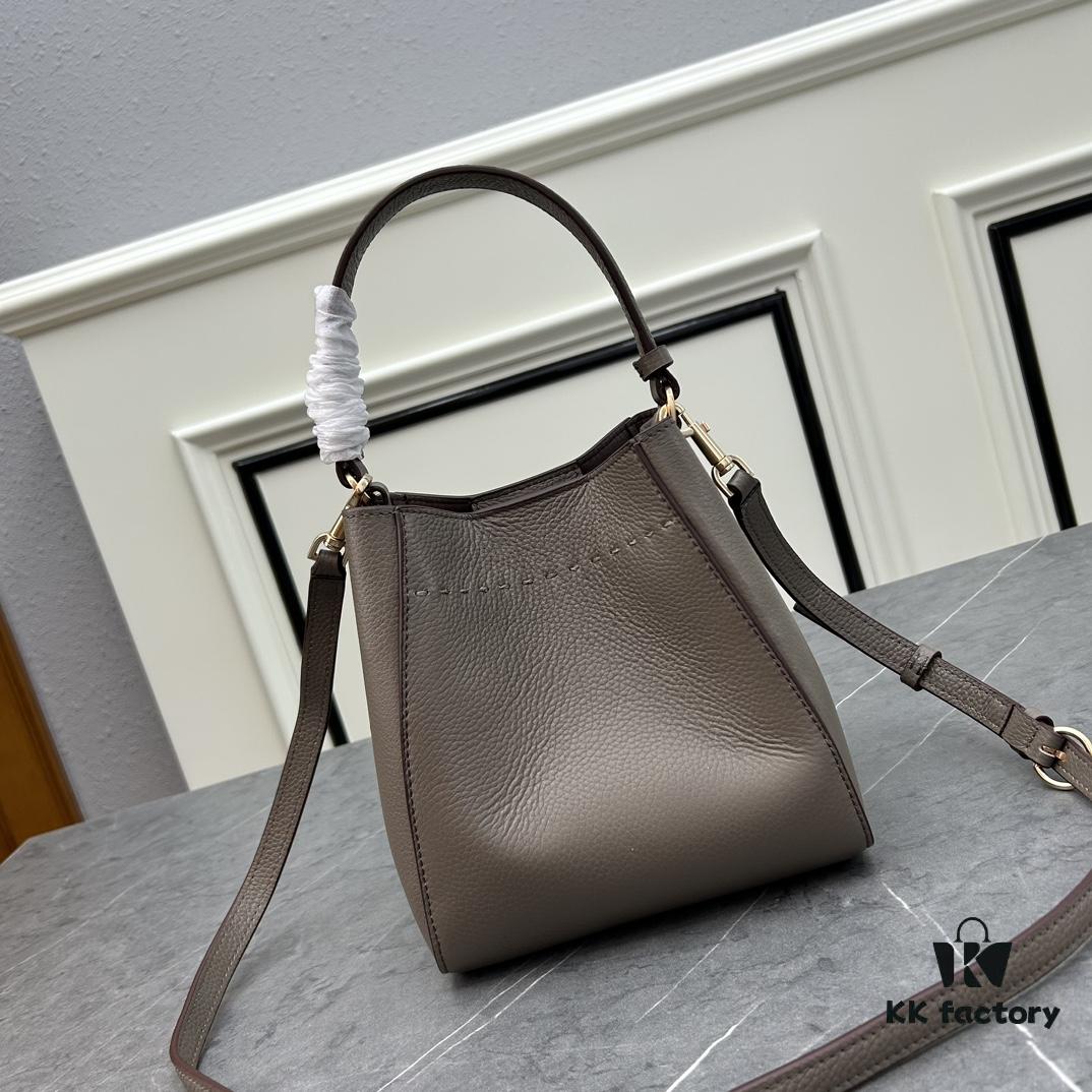 6930b2736e68136f4d9ad96c TORY BURCH MCGRAW HOBO Small New Casual Bag