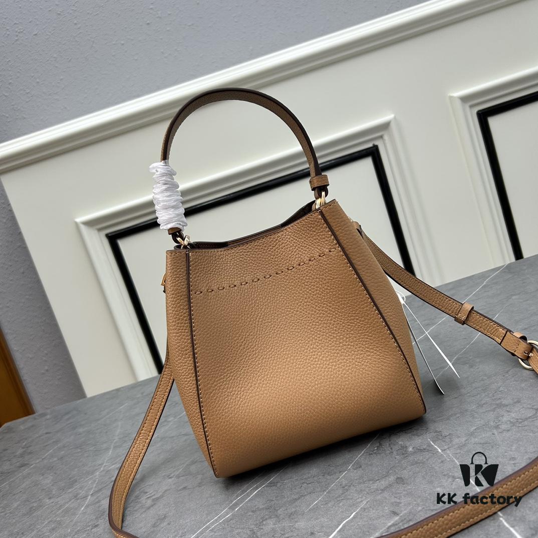 6930b2786e68136f4d9ad975 TORY BURCH MCGRAW HOBO Small New Casual Bag