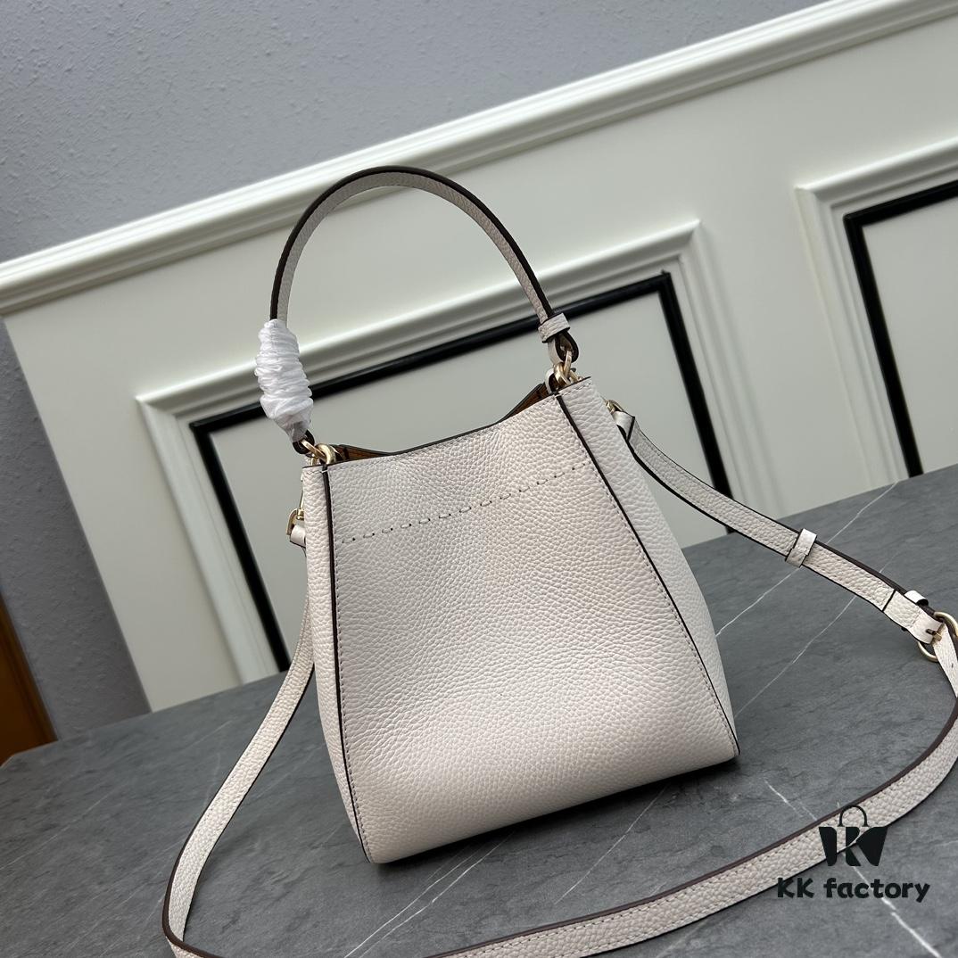 Tory Burch McGraw Hobo Small New Arrival Casual Bag