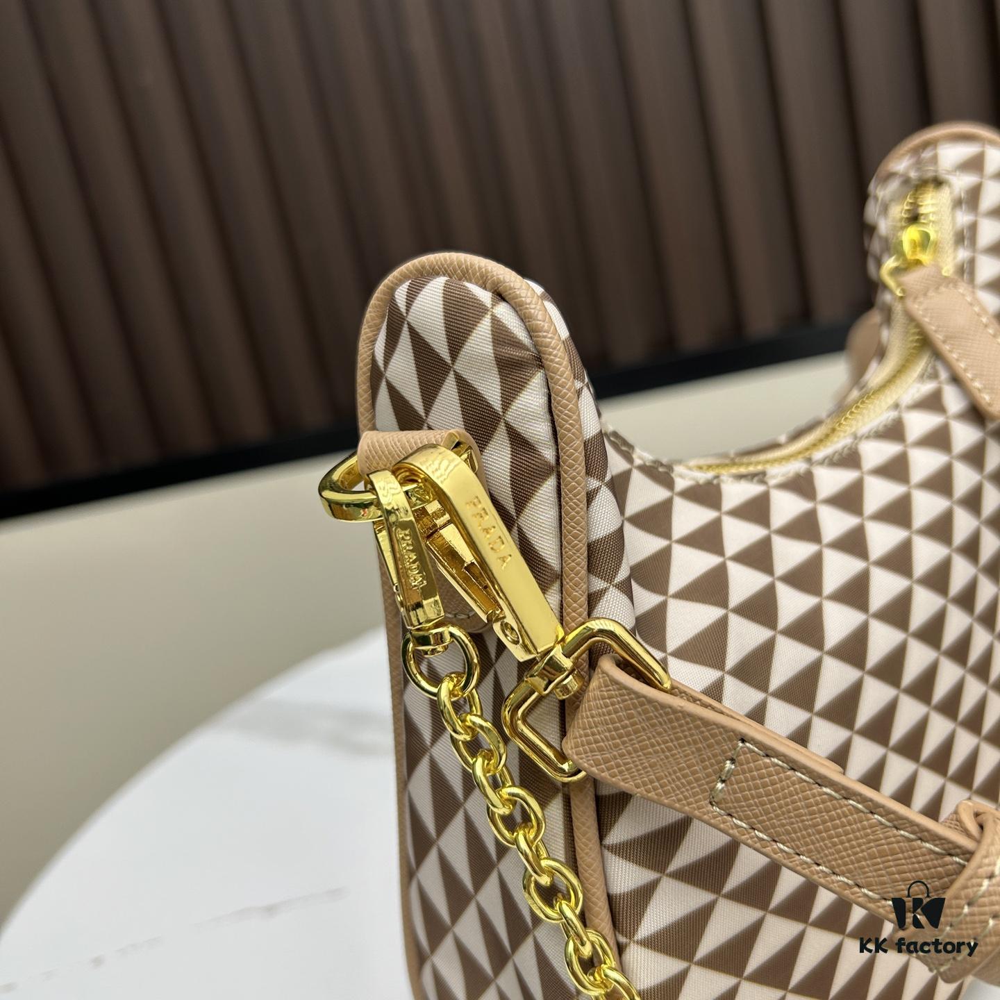 6930b2896e68136f4d9ad993 With Box, Prada Hobo Three-in-One Bag Is So Comfortable to Carry!
