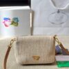 Prada Camera Bag 🔥 Bestseller