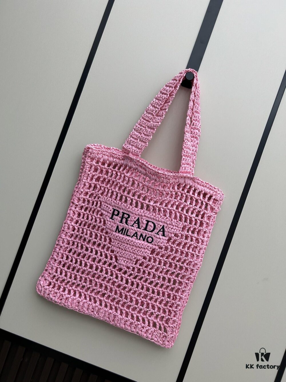 6930b2dc6e68136f4d9ada22 Raffia Fiber Tote Bag