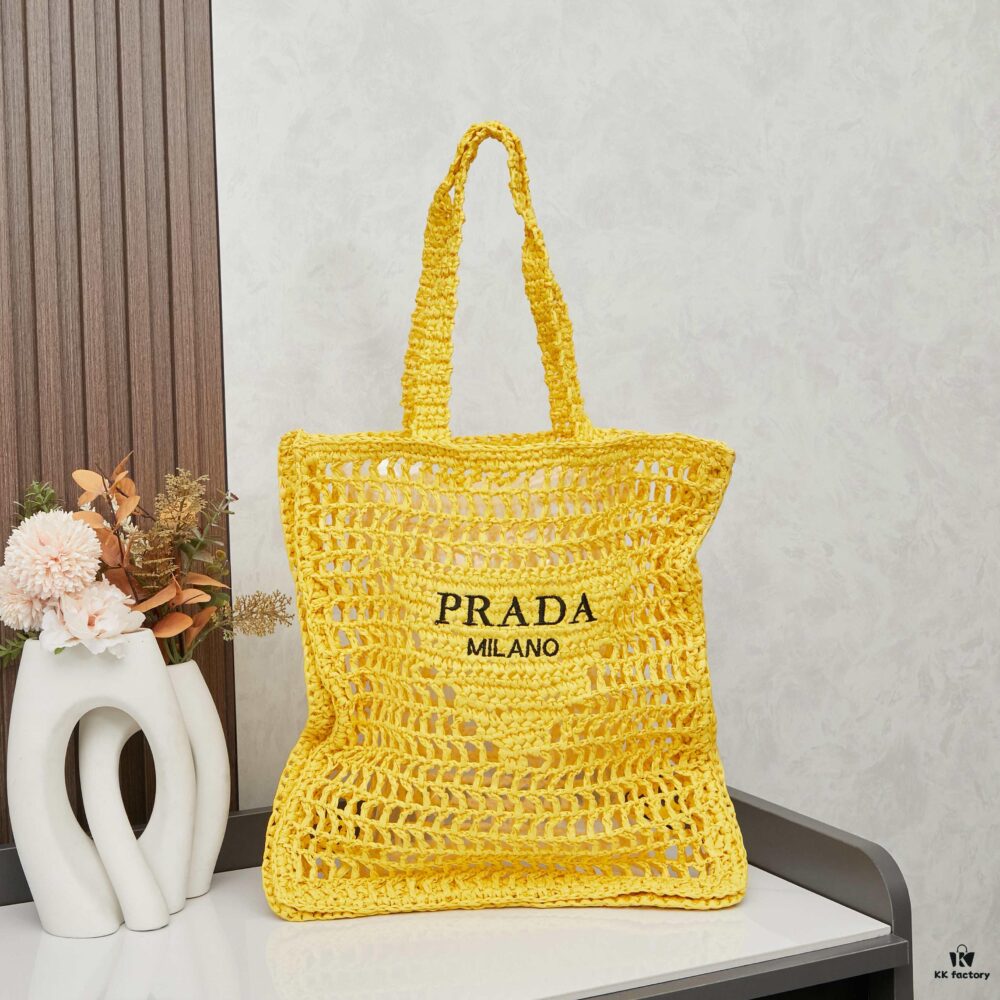 6930b3106e68136f4d9ada5b Raffia Fiber Tote Bag