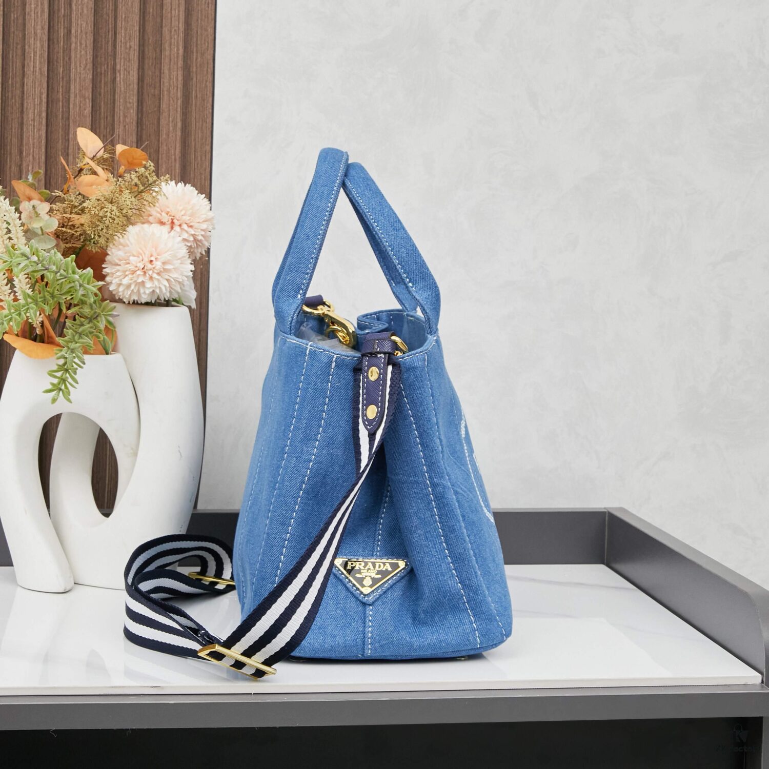 6930b3dc6e68136f4d9adb69 Who Could Resist a Prada Beach Bag?