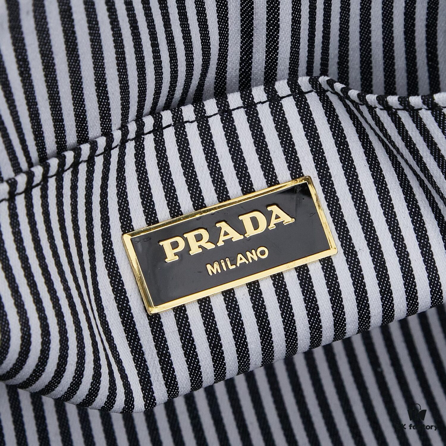 6930b3e86e68136f4d9adb78 Who Could Resist a Prada Beach Bag?