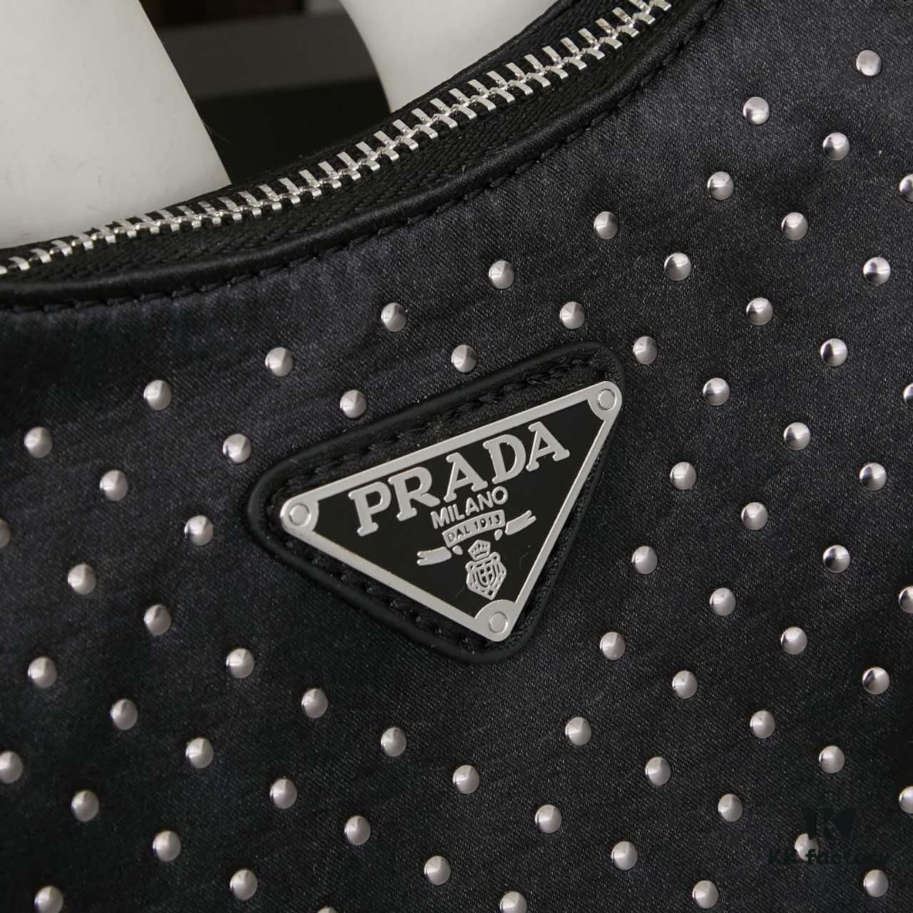 6930b4266e68136f4d9adbe0 Prada Hobo Three-in-One Bag with Box! One Bag, Multiple Uses, Beautiful Design