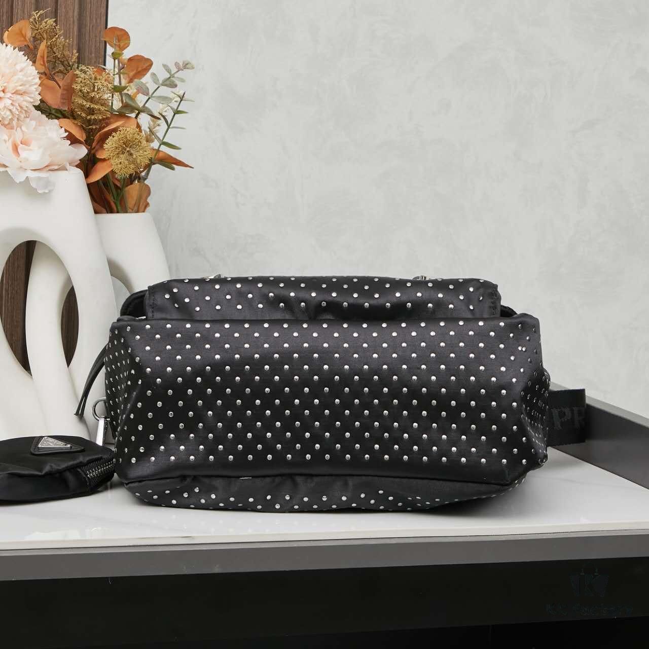 6930b4296e68136f4d9adbe5 Box Included, Rivet Series! This Cool Bag Deserves a Cool Look