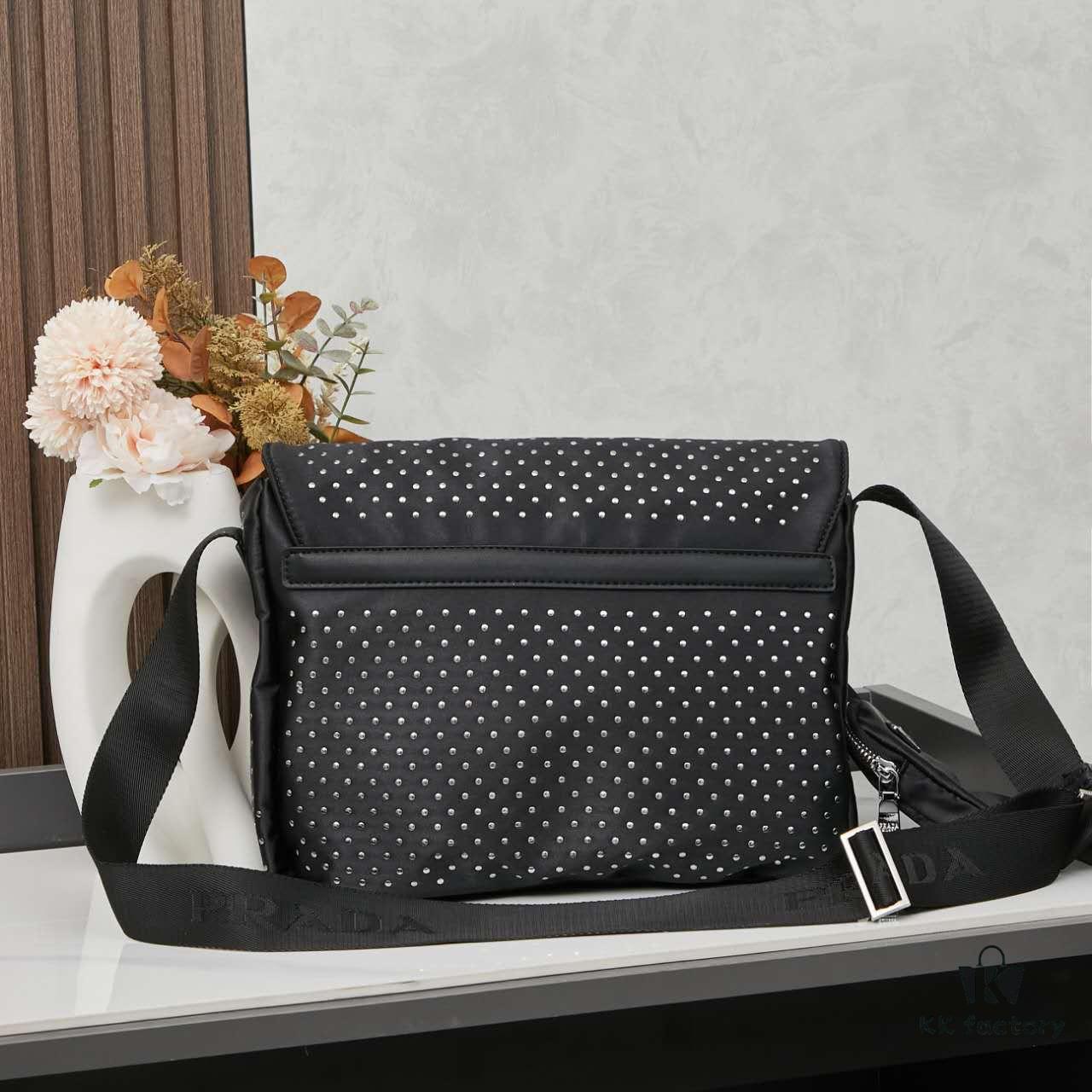 6930b42c6e68136f4d9adbeb Box Included, Rivet Series! This Cool Bag Deserves a Cool Look