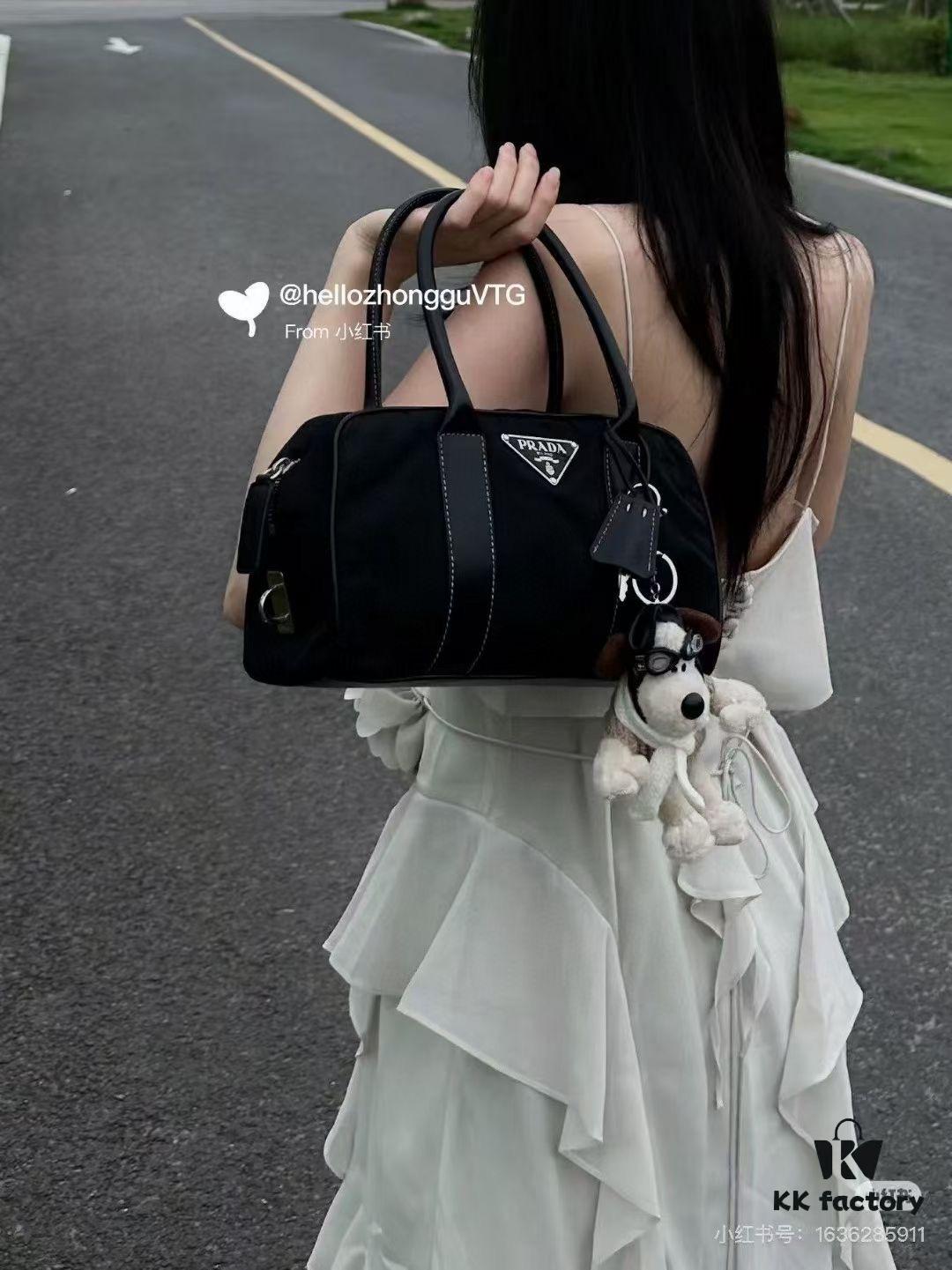 6930b43b6e68136f4d9adc08 Large-sized Prada is the god of fashion in ancient Greece!