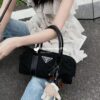 6930b43f6e68136f4d9adc10 Large-sized Prada is the god of fashion in ancient Greece!
