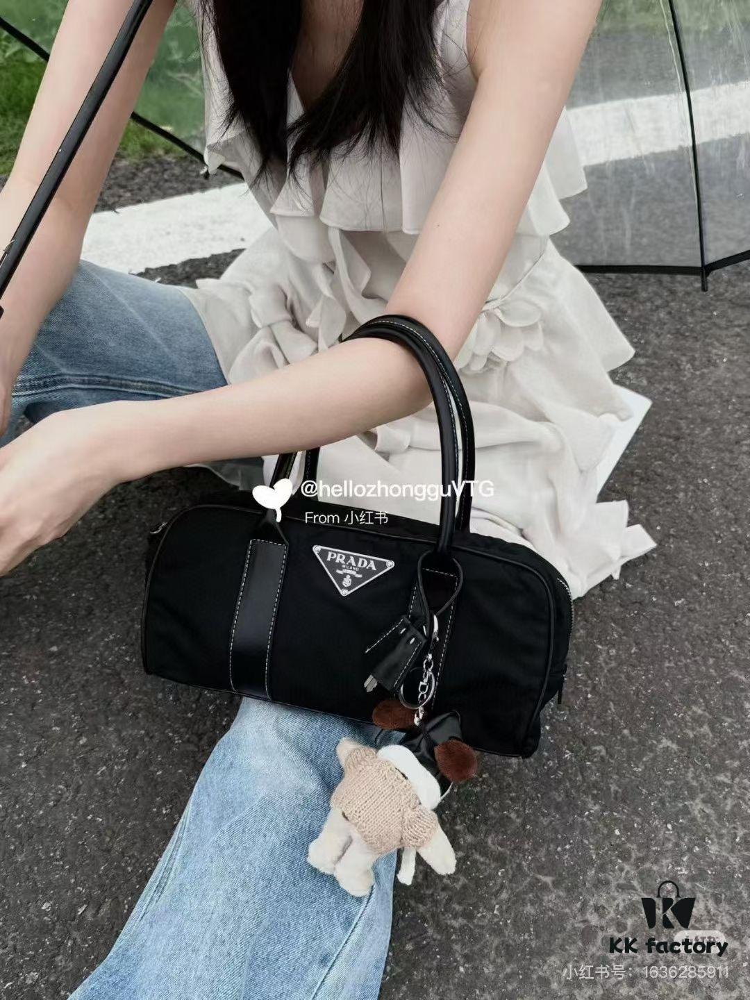 6930b43f6e68136f4d9adc10 Large-sized Prada is the god of fashion in ancient Greece!