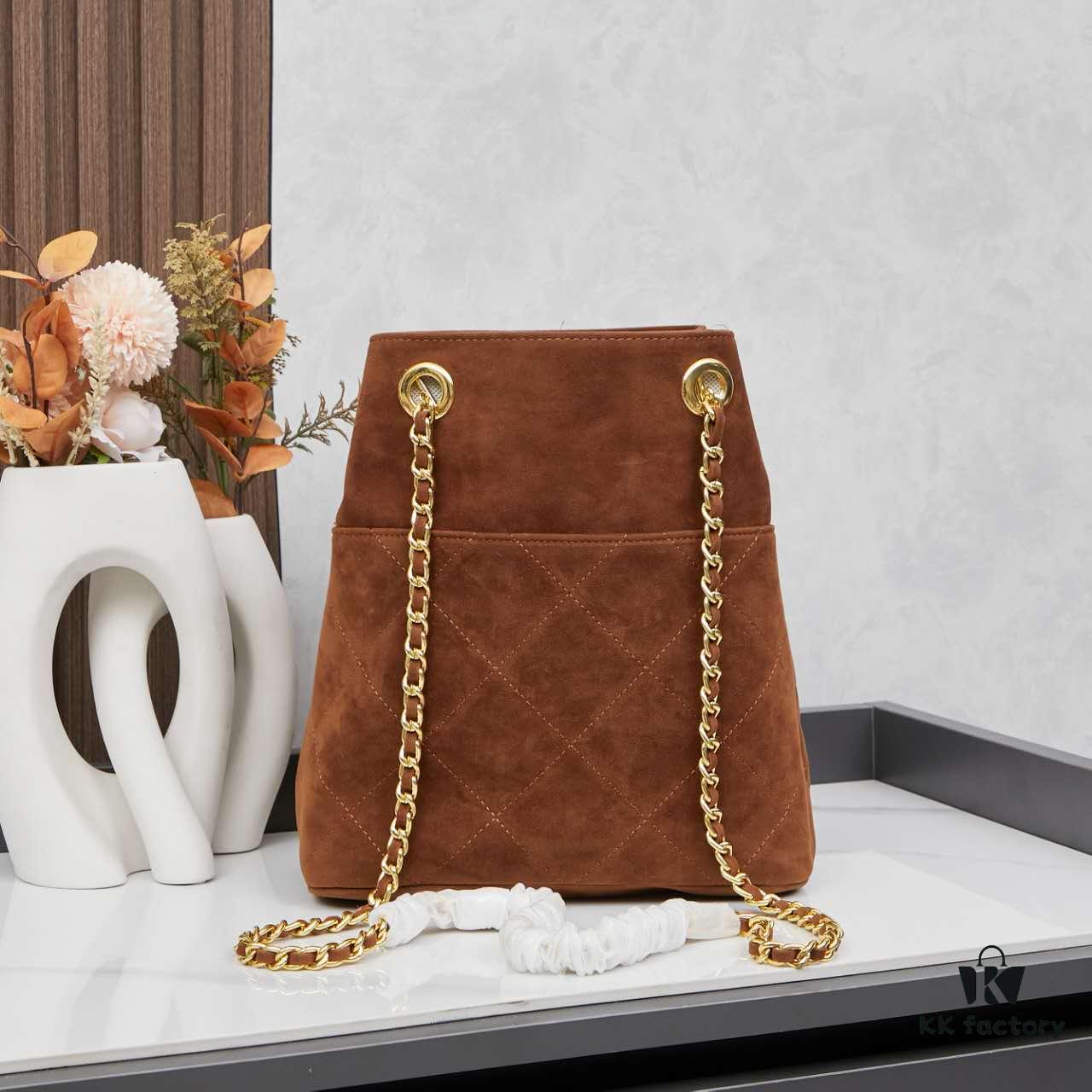 6930b4676e68136f4d9adc5c Vintage Prada Suede Crossbody Bag with Chain – A Timeless 'Baozi' Design