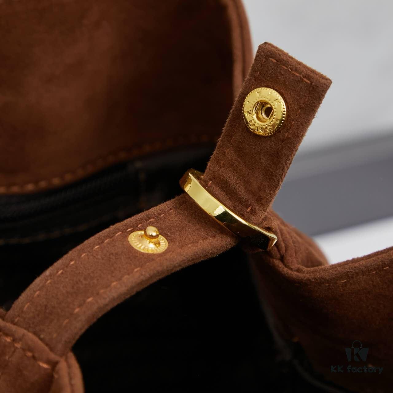 6930b4686e68136f4d9adc5e Vintage Prada Suede Crossbody Bag with Chain – A Timeless 'Baozi' Design