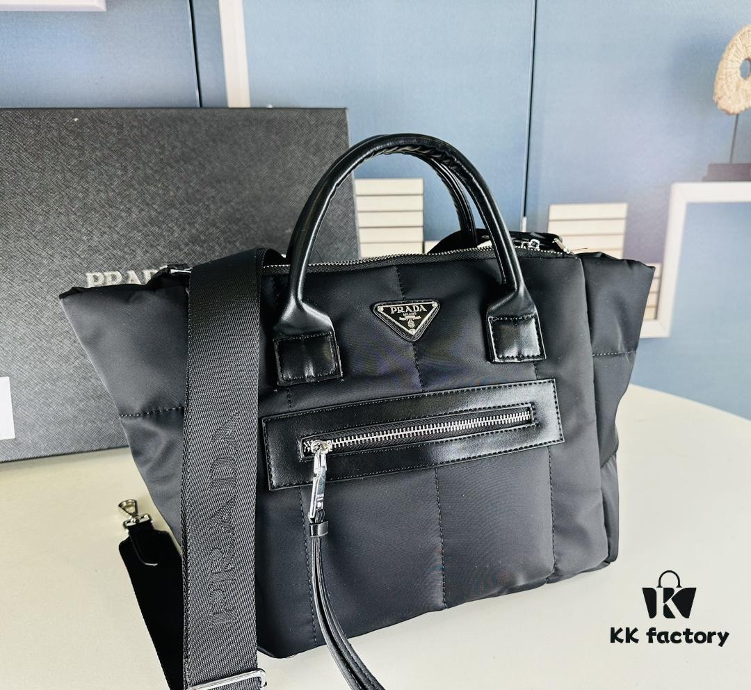 6930b4996e68136f4d9adcb9 New Size: 44 cm at the opening, 28 cm at the base, height 24 cm, width 17 cm, Model 2347, Stockpiling PRADA Down Bag for Winter