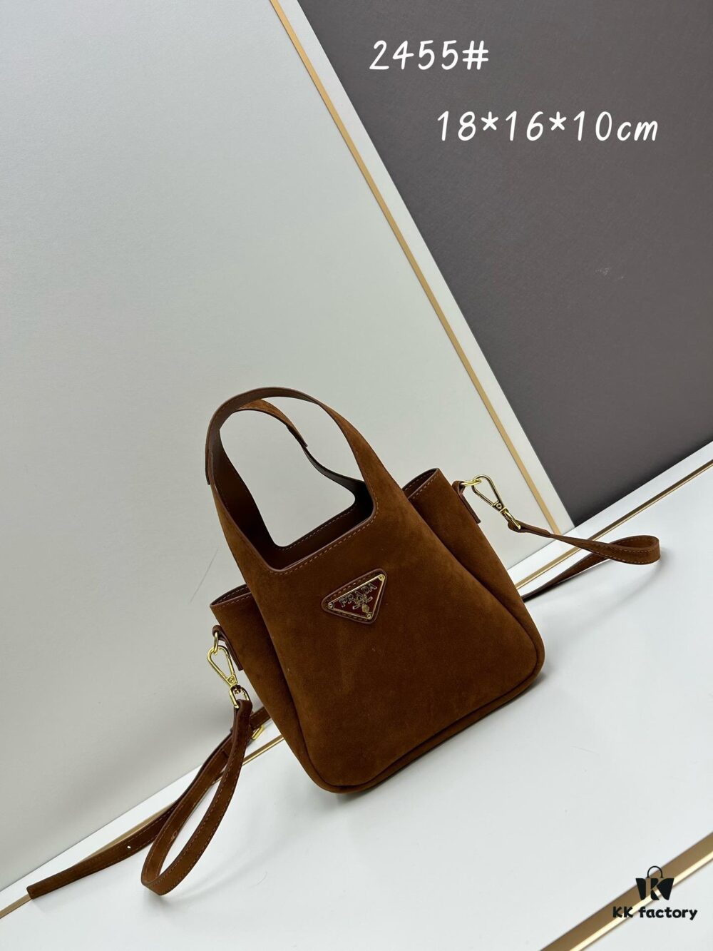 6930b4d06e68136f4d9add2b Small Matte Leather Tote Bag with Box @Charlene Choi Sa WITH PRADA