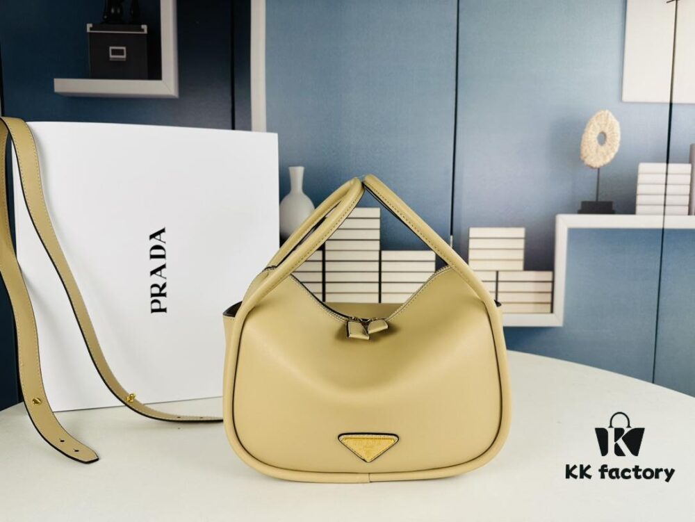 6930b4e16e68136f4d9add4f Prada's New Bag Design: A Stylish Choice for Summer