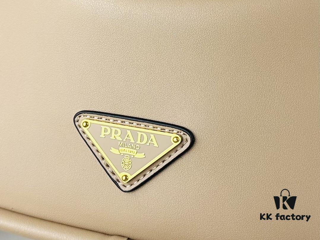 6930b4e66e68136f4d9add5c Prada's New Bag Design: A Fresh Take for Summer with Versatile Styling