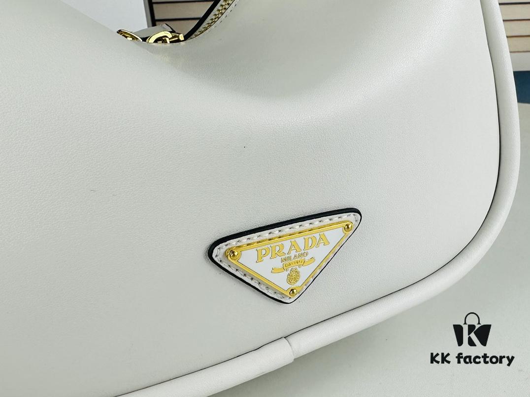 6930b4ea6e68136f4d9add63 PRADA's New Handbag Design: A Trendy and Versatile Choice for Summer