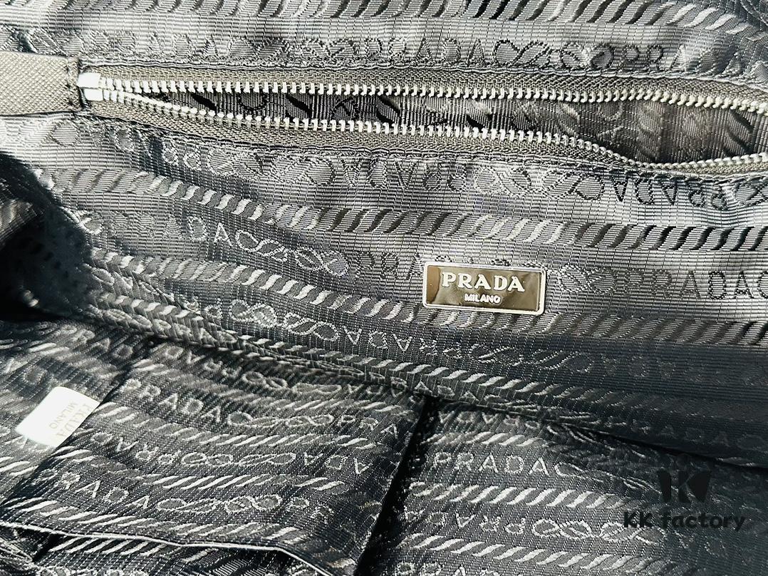6930b51b6e68136f4d9addc9 Prada Nylon Tote Bag, Black Lightweight Nylon Tote, Spacious 40L Size Fits Large Laptop