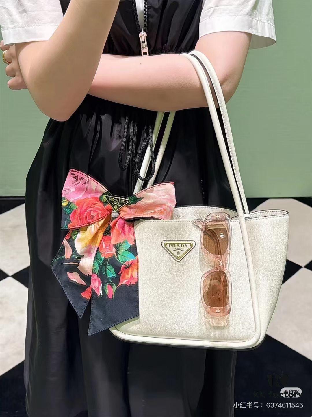 6930b5596e68136f4d9ade4d Prada Mini Tote with Box, 24 New Arrival! Known as the 'Little Vegetable Basket', Made of Cow Leather with Triangle Logo, Exceptionally Minimalist and Versatile