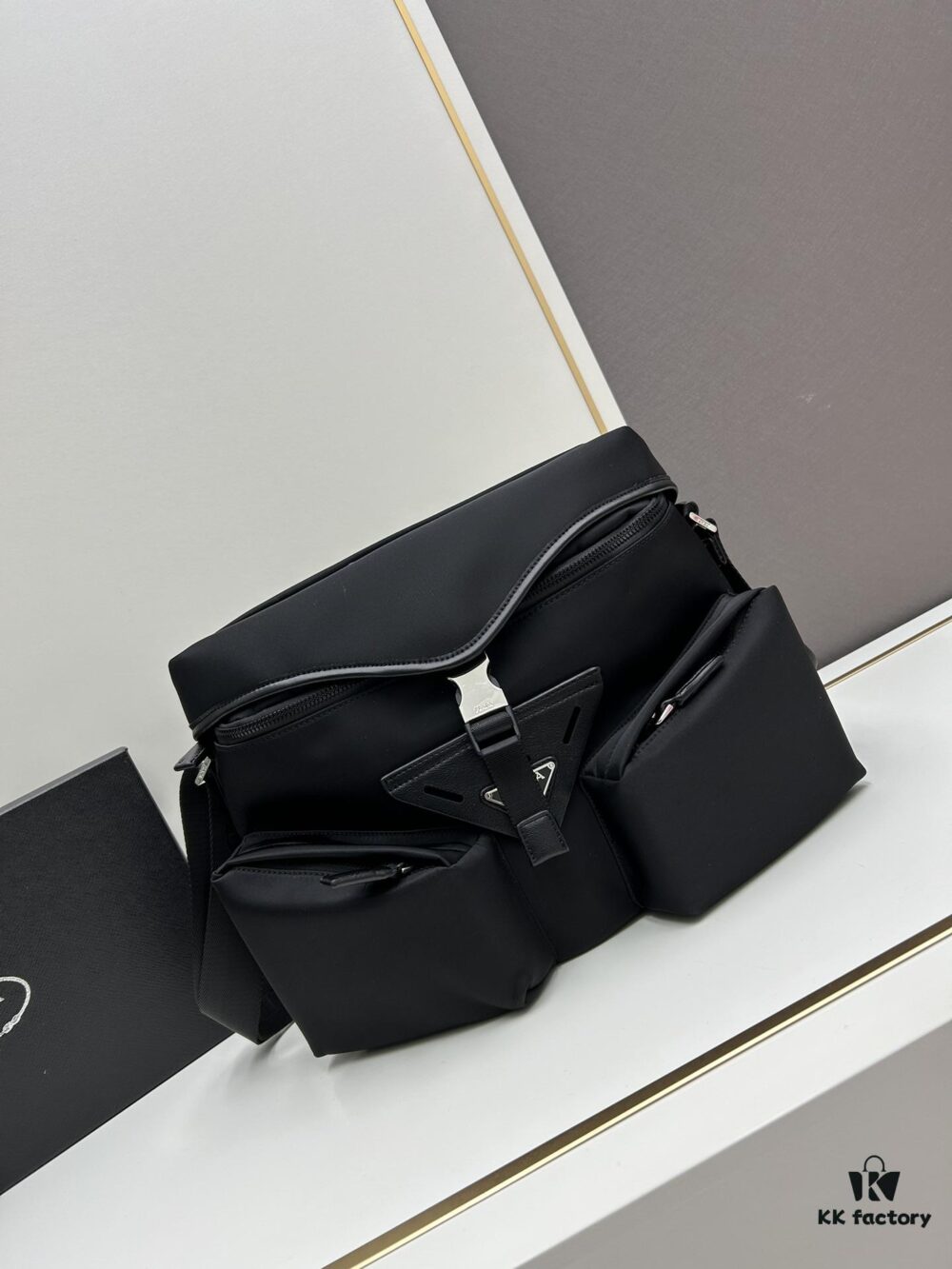 6930b5736e68136f4d9ade80 Prada 24SS Must-Have Insert for the Stylish Man or Woman
