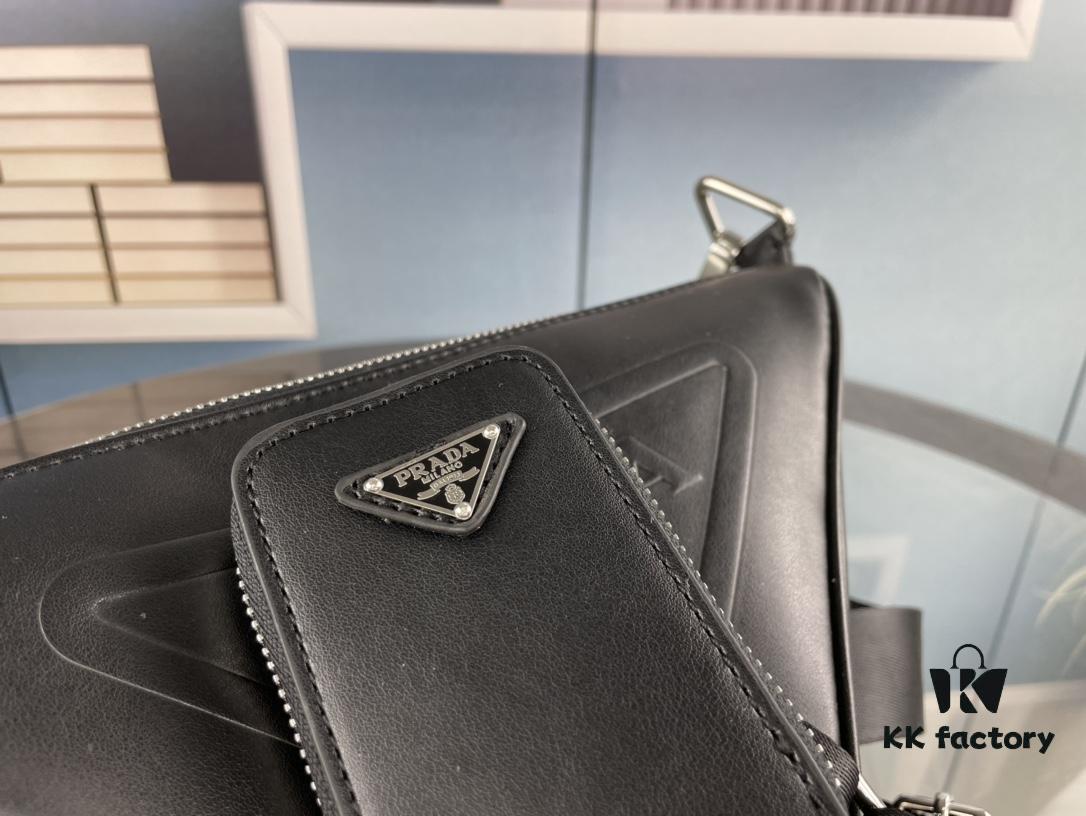 6930b6106e68136f4d9adf8c Prada 21K Tri-Fold Triangle Bag with Box, Plain Weave