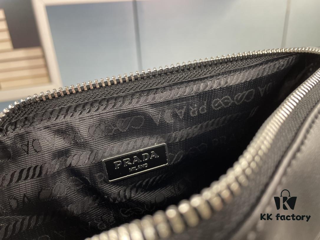6930b6116e68136f4d9adf91 Prada 21K Tri-Fold Triangle Bag with Box, Plain Weave