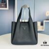 6930b61a6e68136f4d9adfa1 Large Leather Tote Bag with Box @Charlene Choi Sa WITH PRADA