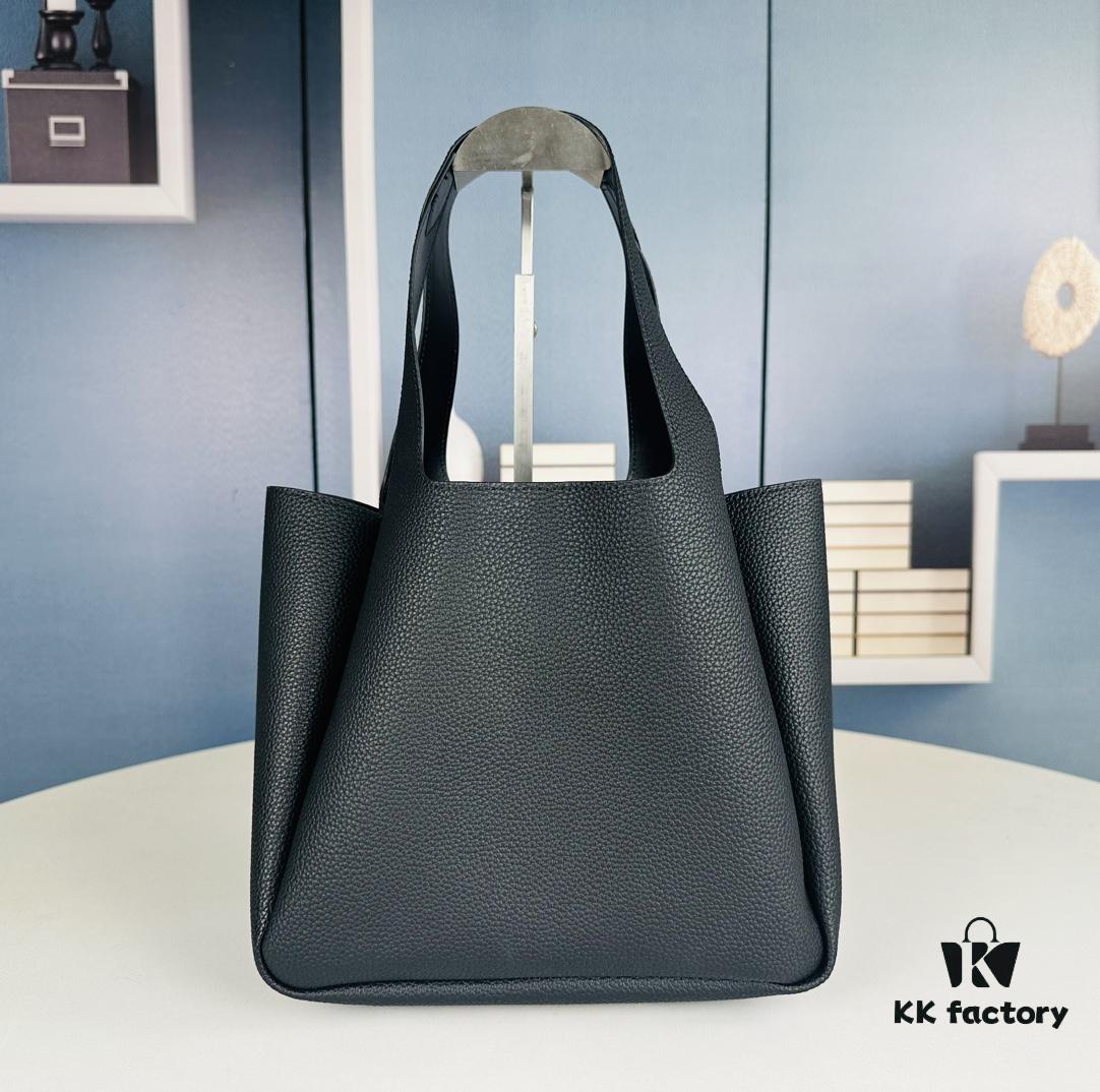 6930b61b6e68136f4d9adfa2 Large Leather Tote Bag with Box @Charlene Choi Sa WITH PRADA