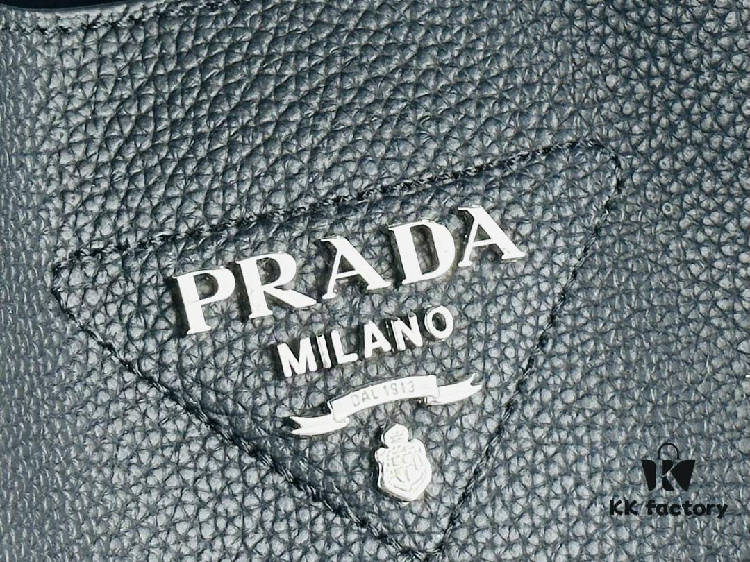 6930b61b6e68136f4d9adfa3 Large Leather Tote Bag with Box @Charlene Choi Sa WITH PRADA