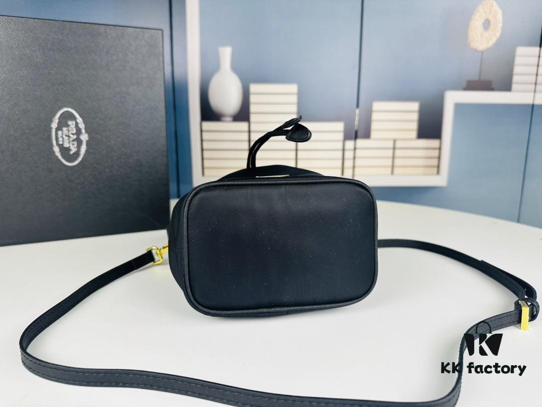 6930b6256e68136f4d9adfb8 Adorable Prada Mini Bucket Bag with Box, Size: Base Length 16 x Opening Length 23 x Height 18 x Thickness 10, Model No. 067