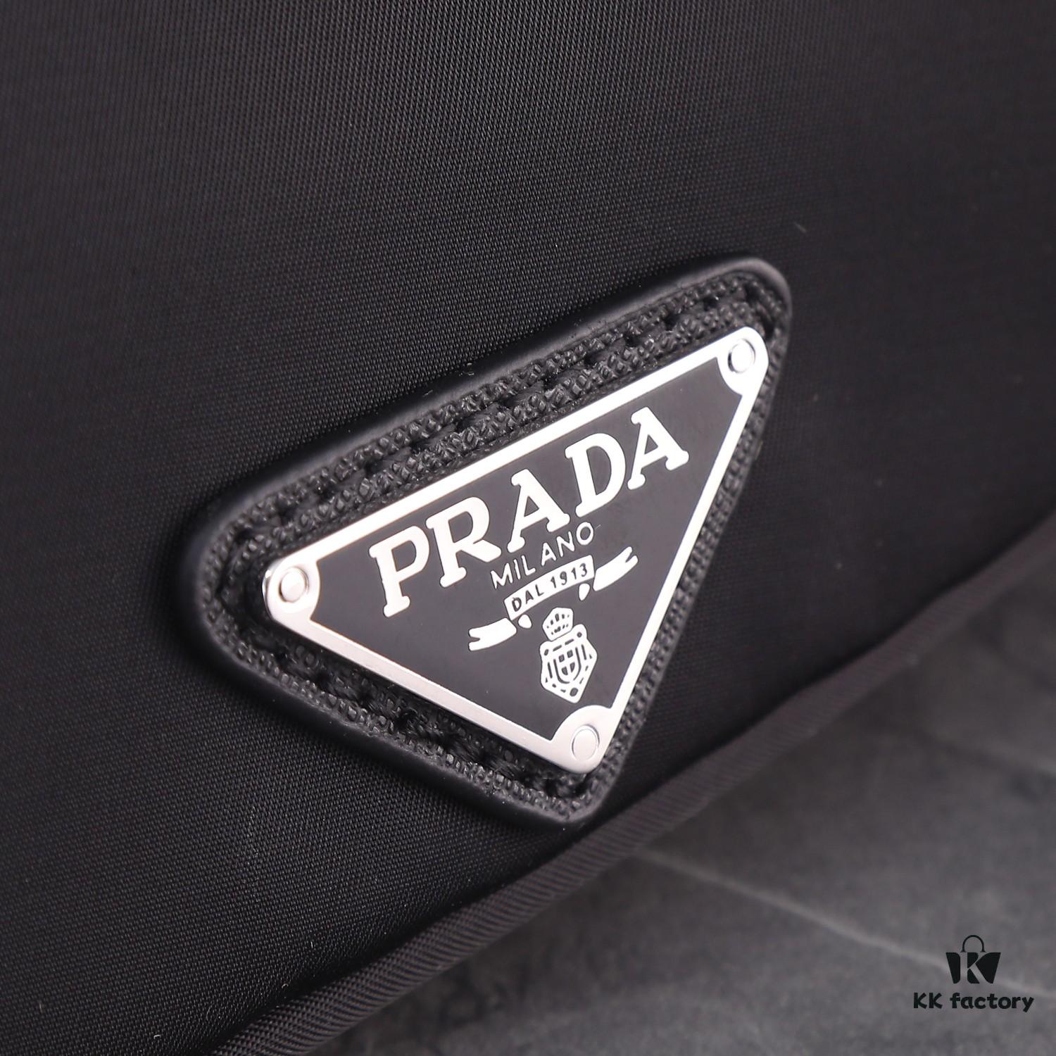 6930b6316e68136f4d9adfce PRADA Classic Fashion Waist Bag, Lightweight Waterproof Fabric, Handcrafted Detailing, Style 1B0056, Size: W32 x H12