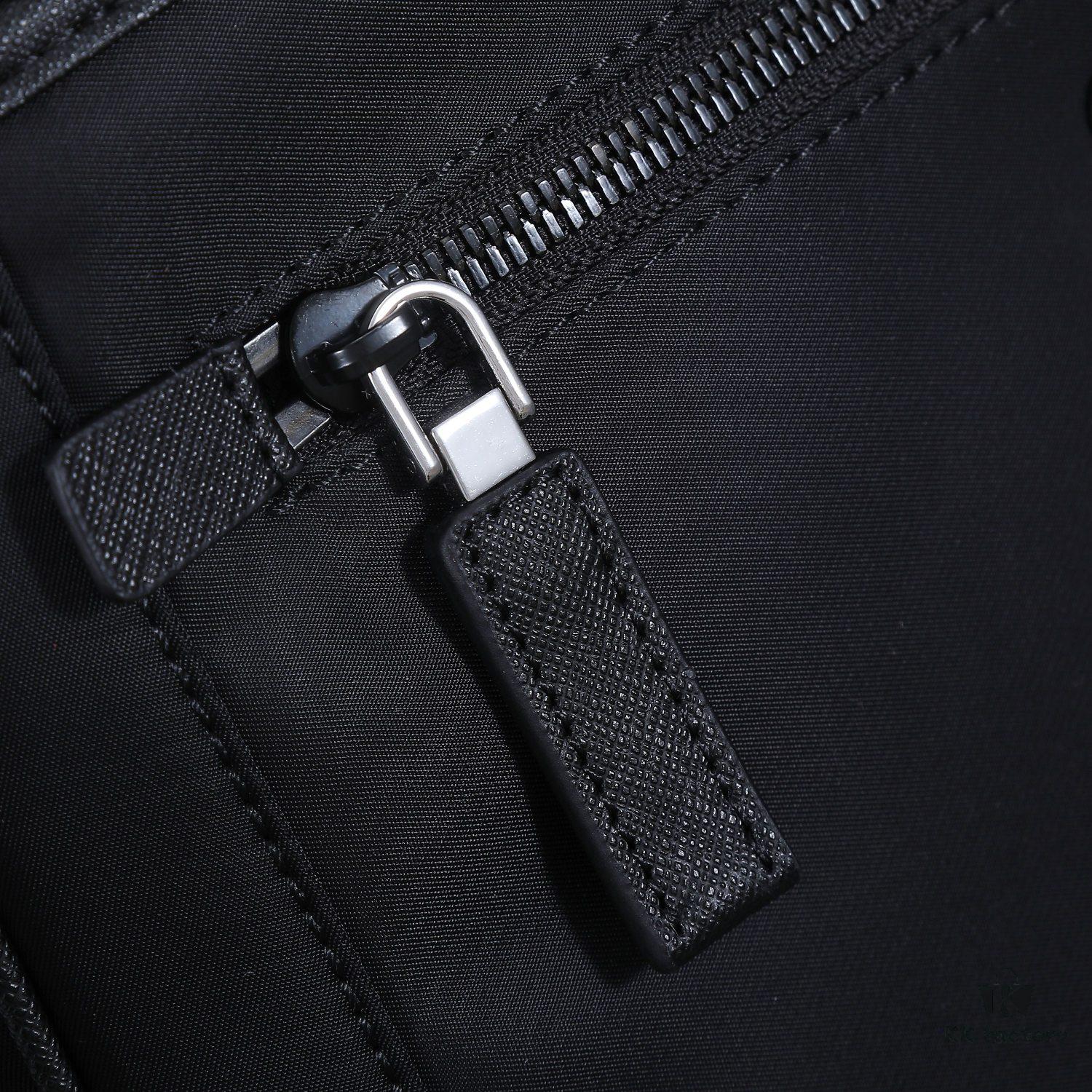6930b63a6e68136f4d9adfd9 PRADA Men's Shoulder Bag, Classic Bestseller Model, Lightweight Original Waterproof Fabric, High-Quality Craftsmanship, 2VG953 Size: W31 x H29 x D7
