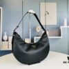 6930b6496e68136f4d9adff0 New Prada | Fashionable High-Street Style – Instantly Achieve Sweet and Cool Girl Vibes