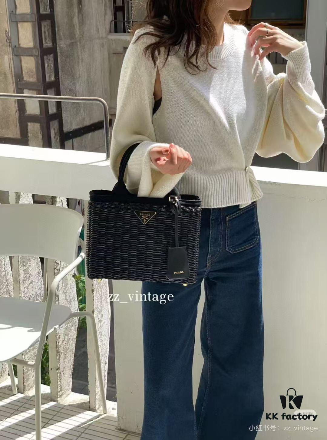 6930b66a6e68136f4d9ae026 Prada-Inspired Palm Leaf and Leather Woven Tote Bag – Vacation-Ready Fashion, Handheld or Shoulder Carry