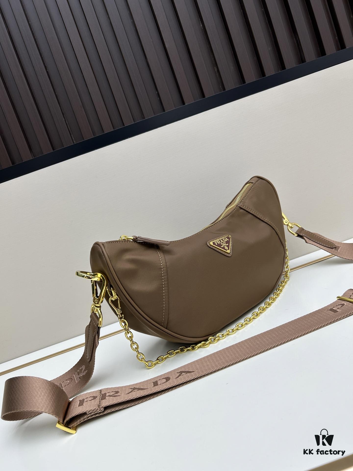 6930b6b96e68136f4d9ae0aa PRADA Re-Nylon Crescent Bag with Box