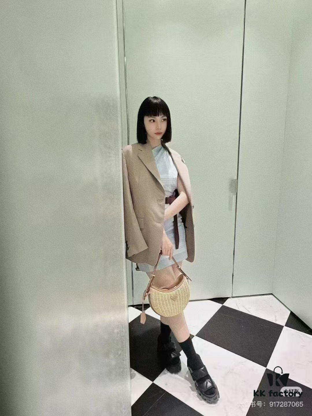6930b6c06e68136f4d9ae0b5 PRADA Woven Style Beautiful Bag with Box - Casual and Elegant