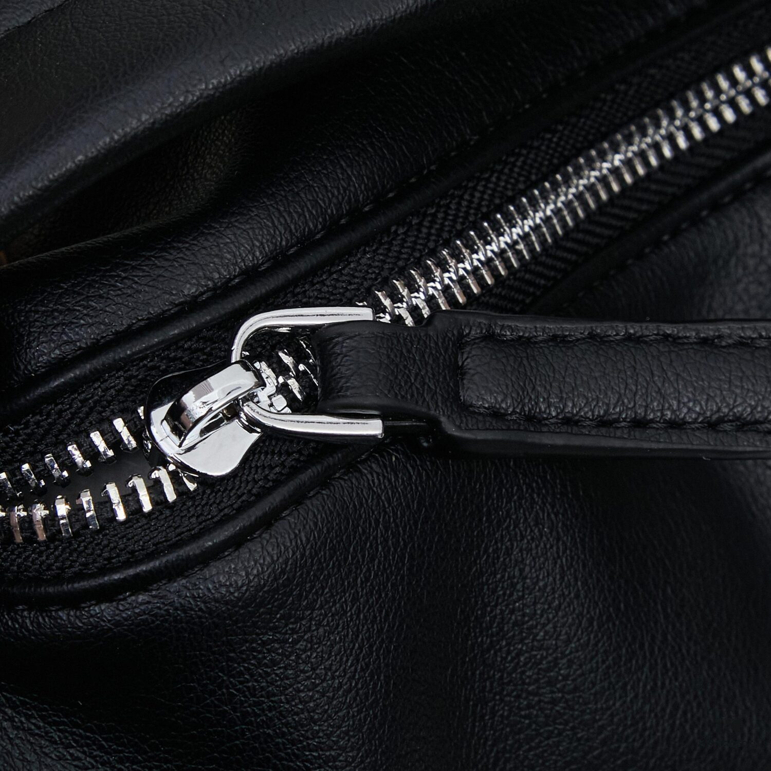 6930b6d46e68136f4d9ae0d1 PRADA 25 Runway Unisex Aged Oil-Waxed Lambskin Boston Bag