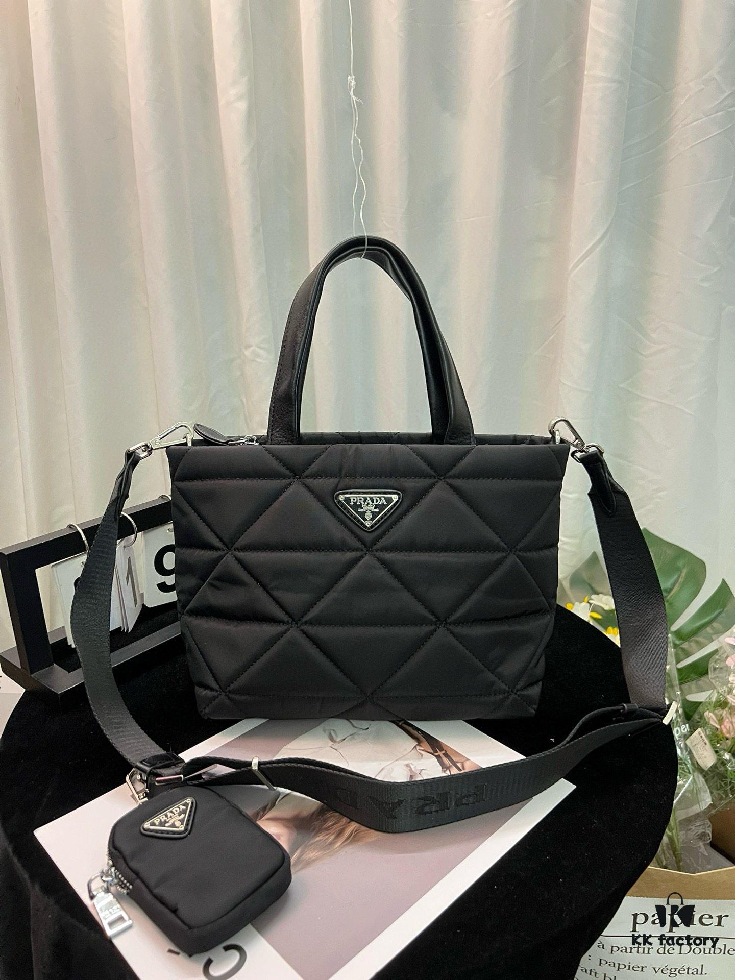 6930b6df6e68136f4d9ae0df Prada Prada Parachute Fabric Counter Hot Series with Small Bag Crossbody Bag Multi-functional Unisex Style Popular Among Numerous Celebrities Original Fabric
