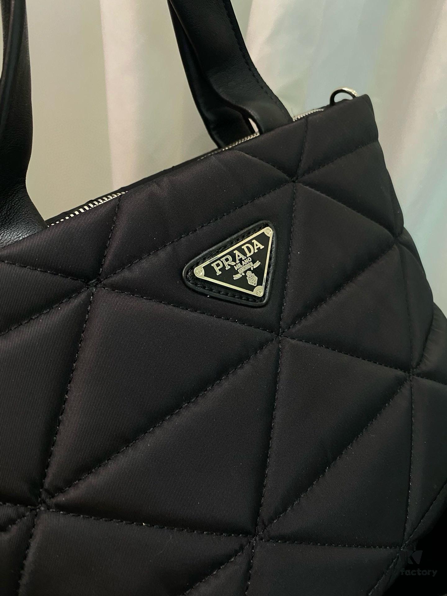 6930b6e96e68136f4d9ae0f0 Prada Prada Parachute Fabric Counter Hot Series with Small Bag Crossbody Bag Multi-functional Unisex Style Popular Among Numerous Celebrities Original Fabric