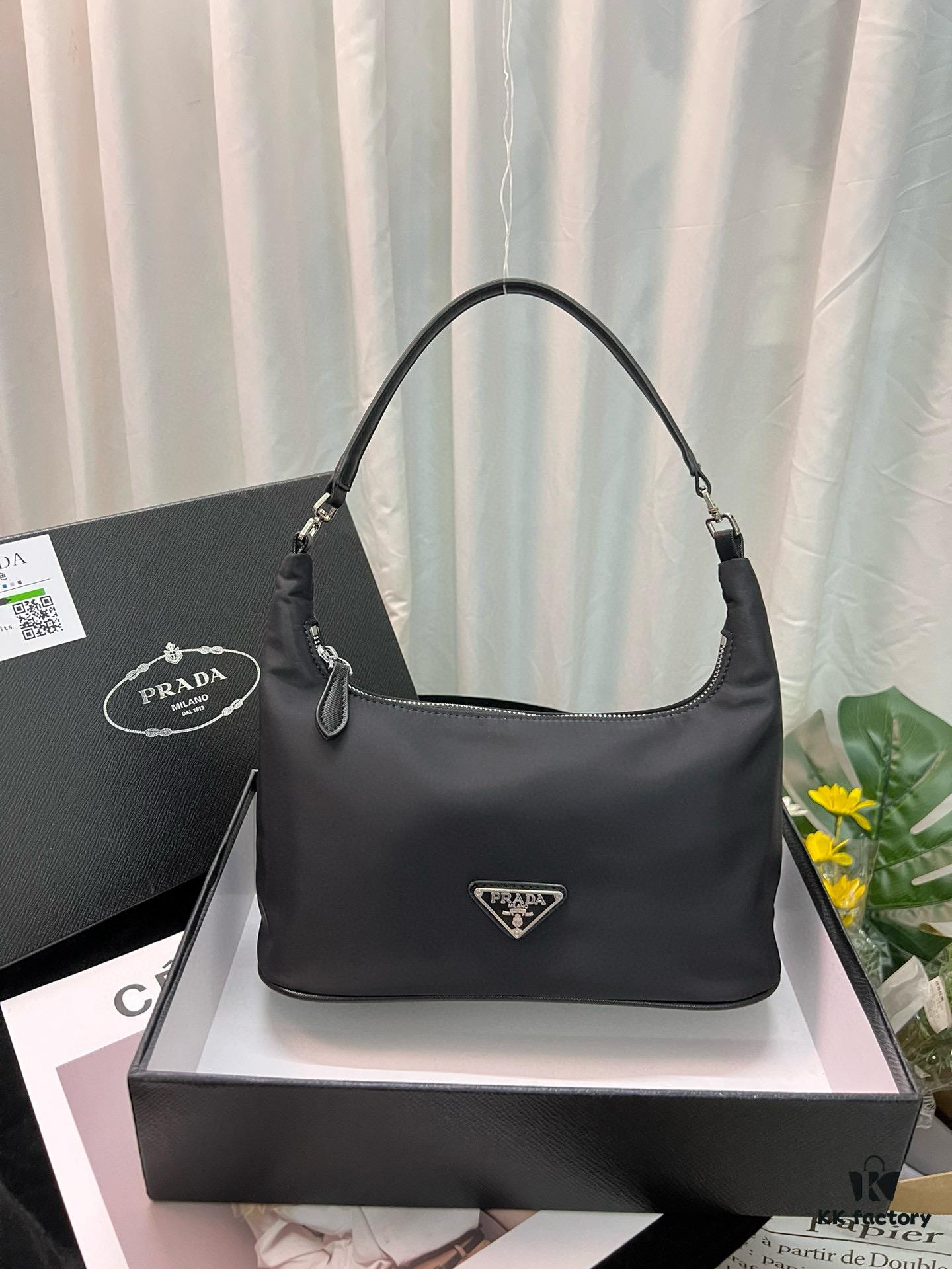 Prada Underarm Bag PRADA Eternal Classic Lightweight Fashion Must-Have for Trendsetters