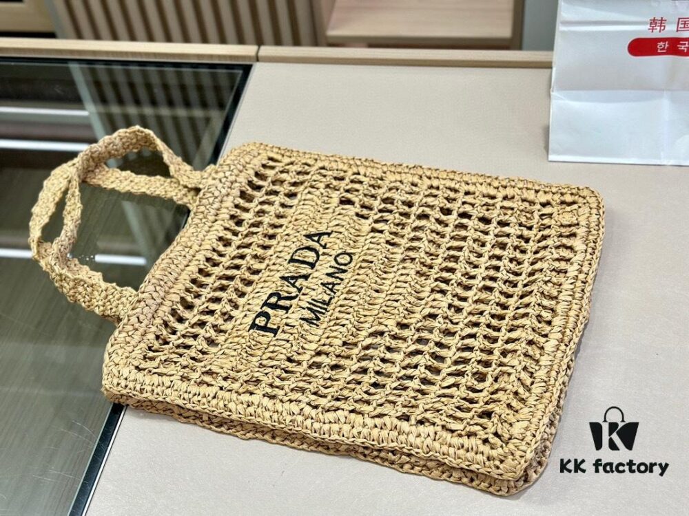 6930b72d6e68136f4d9ae161 Prada La Femme Tote Bag - Popular Style, Influencer Match