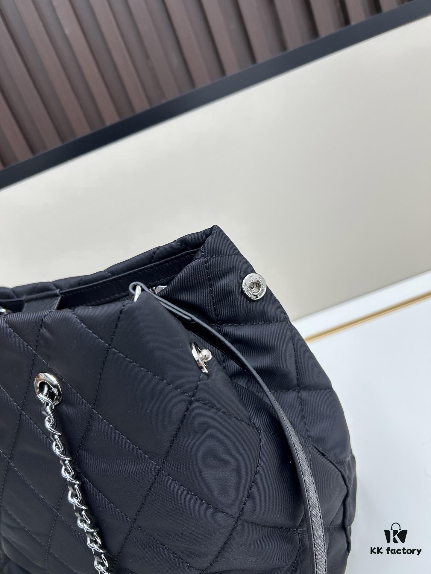 6930b7386e68136f4d9ae170 Prada Vintage Zipper Style Chain Quilted Crossbody Bag