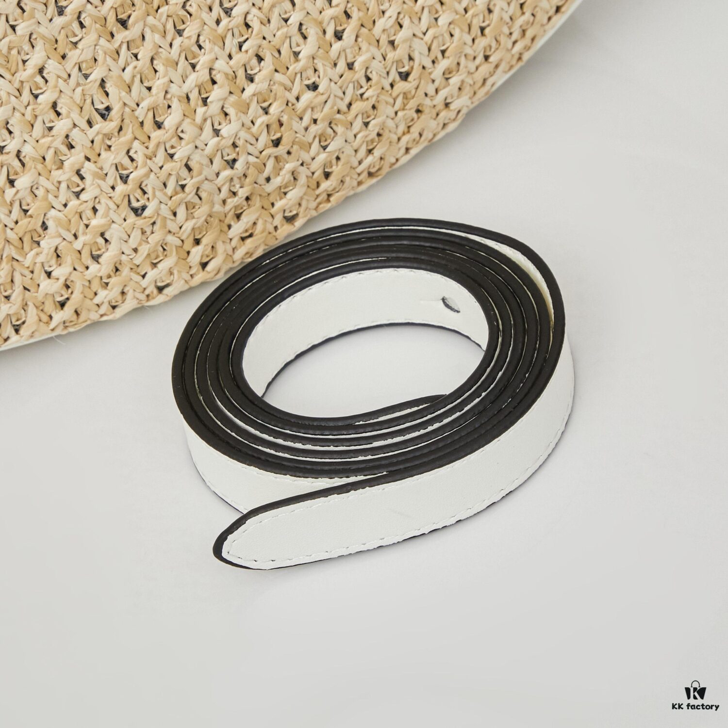 6930b7936e68136f4d9ae1fc Prada Woven Straw Hobo Bag with Box
