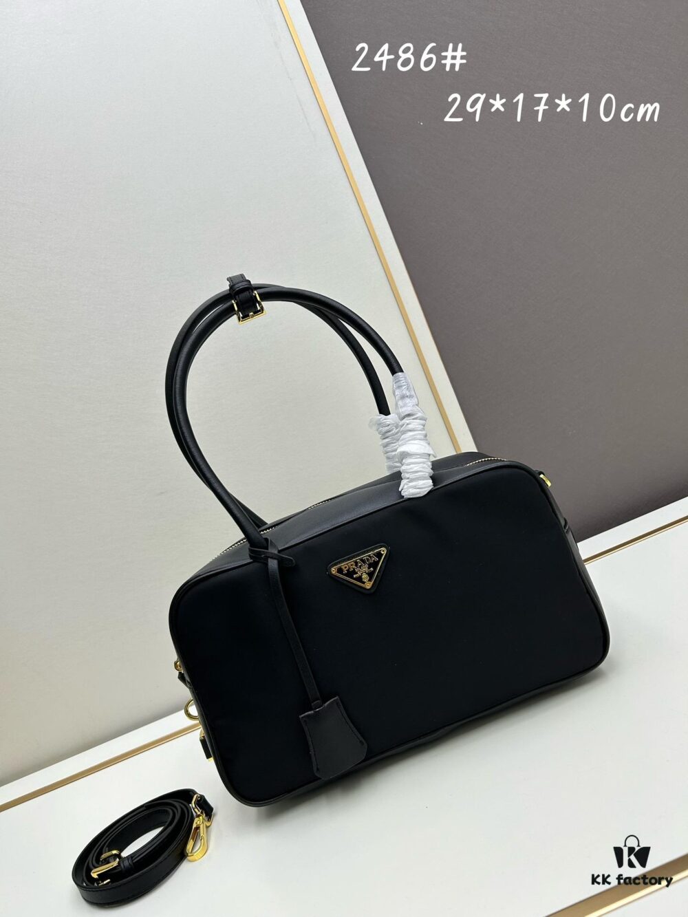 6930b7b36e68136f4d9ae232 Prada 2024 Fall/Winter Black Re-Nylon Lock Embellished Shoulder Bag