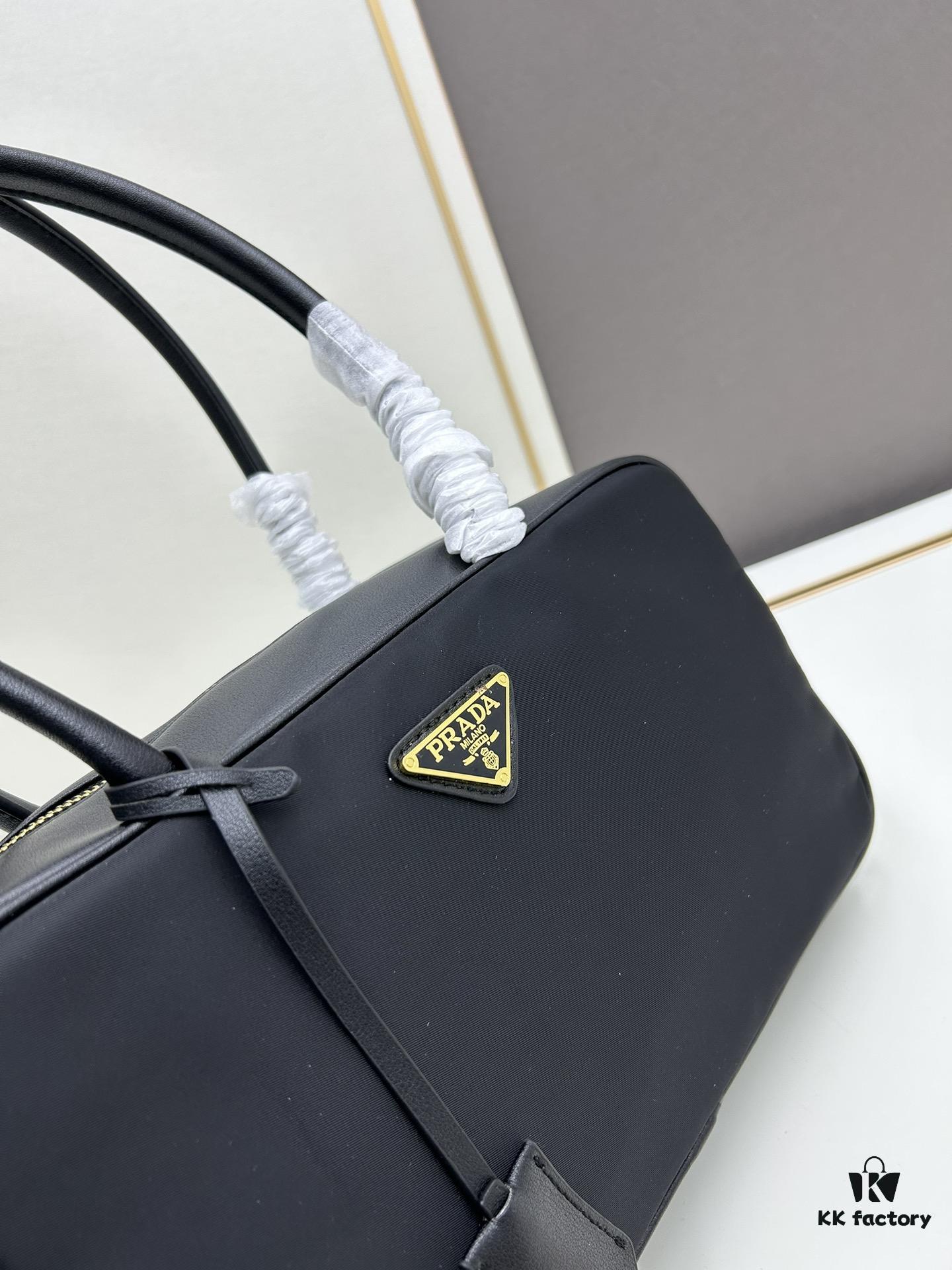 Prada 2024 Fall/Winter Black Re-Nylon Lock Embellished Shoulder Bag