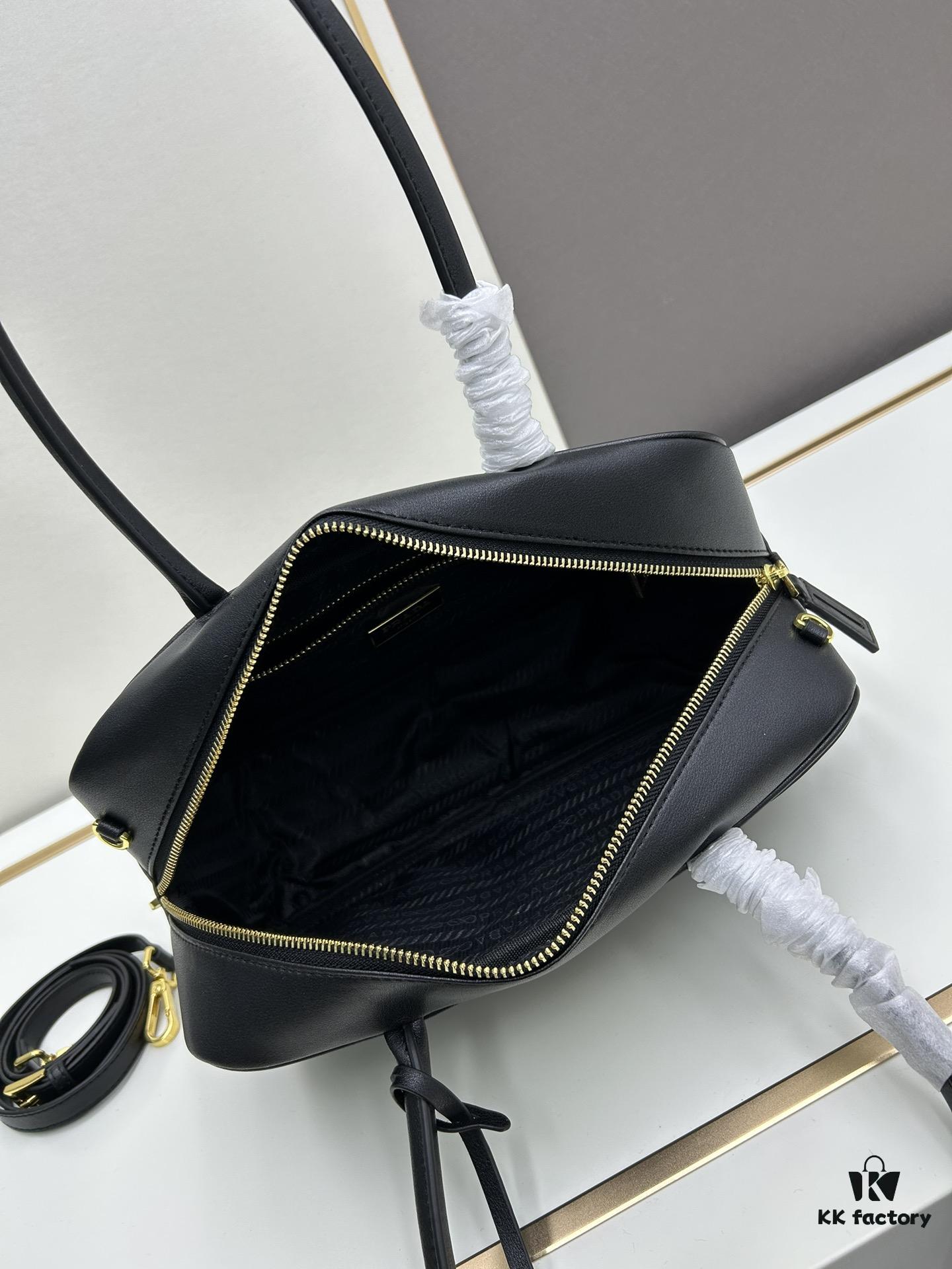 Prada 2024 Fall/Winter Black Re-Nylon Lock Embellished Shoulder Bag